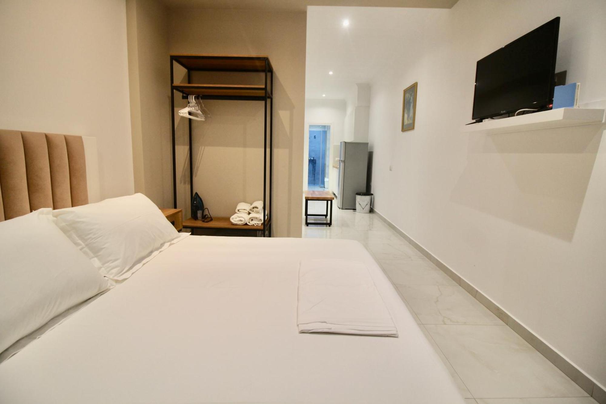 Sela Apartments Sarandë Exterior foto